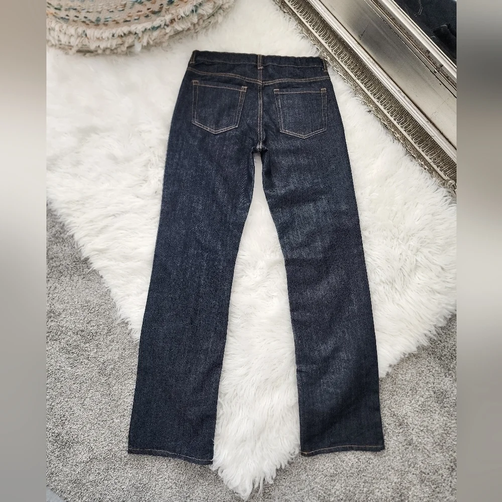 Old Navy Staight Leg Jeans. Adjustable waist. Size 18 Reg. Worn once. Good preow